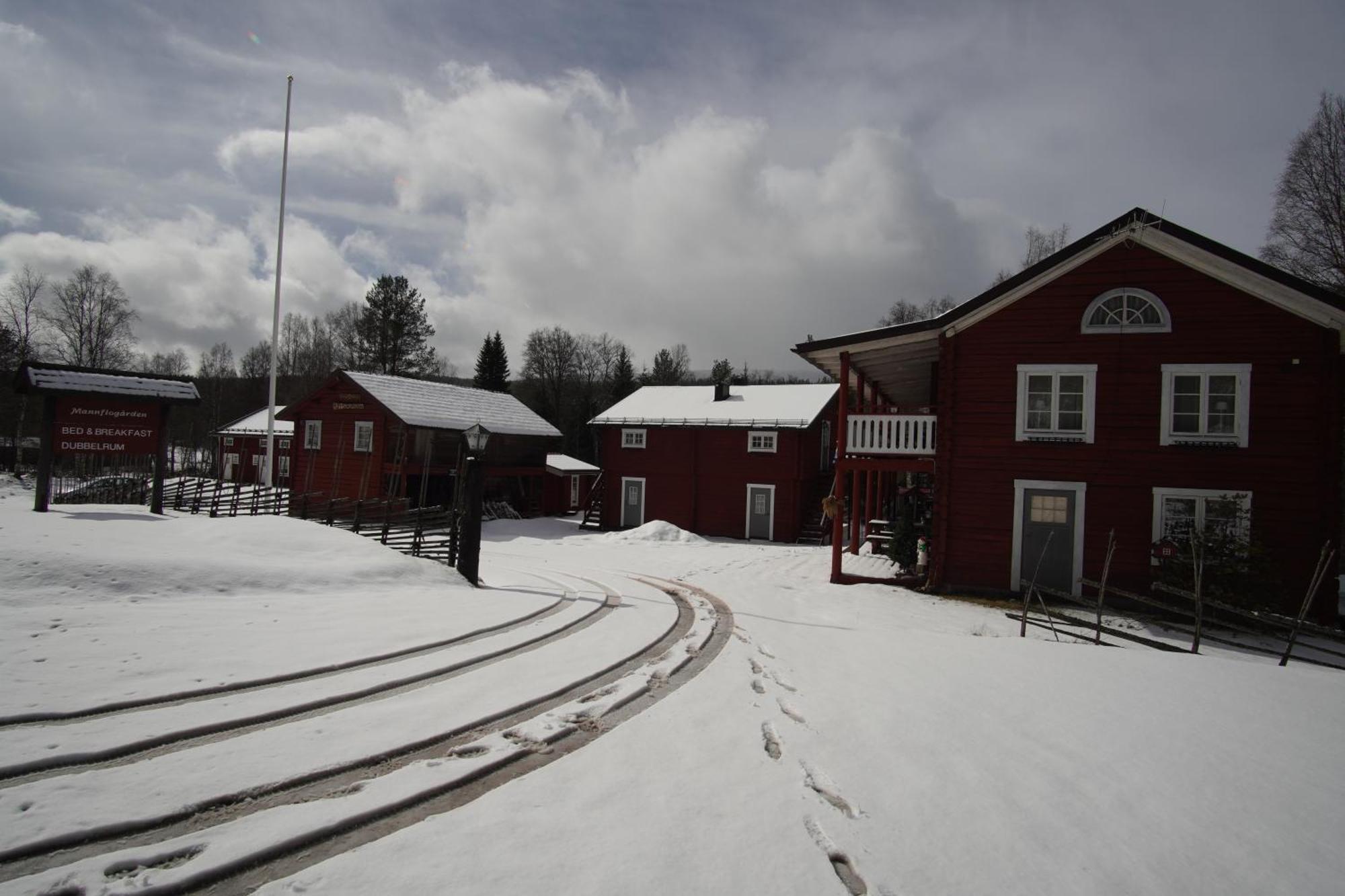 Mannflogarden Bed & Breakfast , Saelenfjaellen Exterior photo